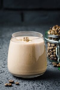 Malteada de café y coco